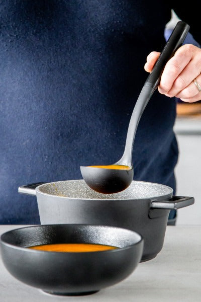 Vá múc canh KitchenAid Classic (Màu Đen Onyx)