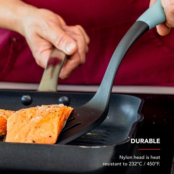Sạn lật có rãnh KitchenAid Core Line (Màu Xanh Bạc Hà)