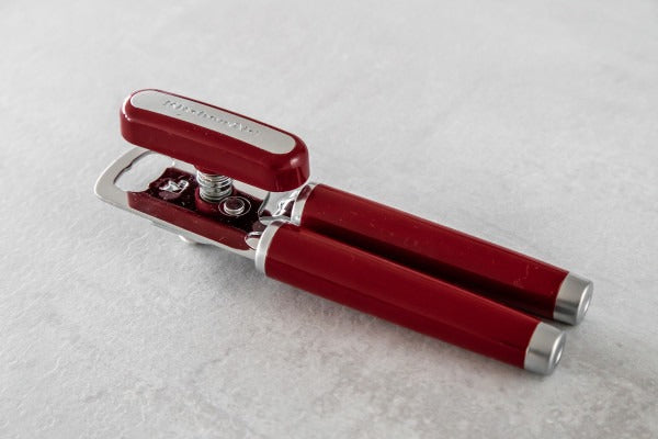 Dụng cụ khui hộp 2-trong-1 KitchenAid Core Line (Màu Đỏ Empire)