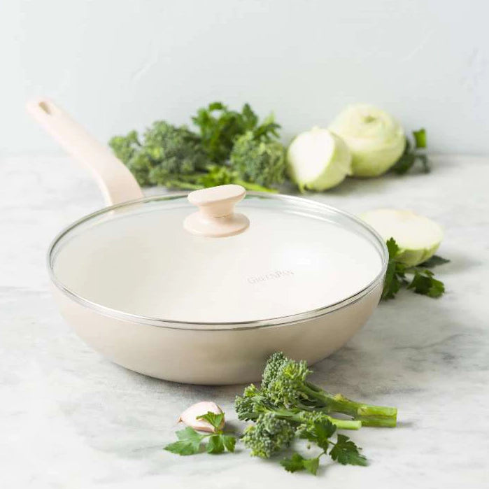 Chảo chống dính GreenPan Essence 28cm lòng sâu có nắp